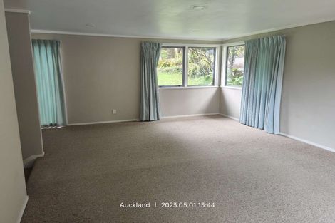 Photo of property in 30a Kiteroa Terrace, Rothesay Bay, Auckland, 0630