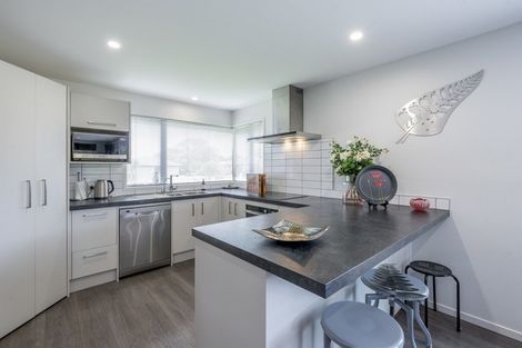 Photo of property in 22 Barry Curtis Place, Levin, 5510