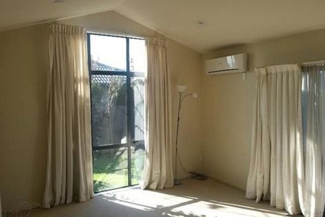 Photo of property in 17 Riegler Place, Belfast, Christchurch, 8051