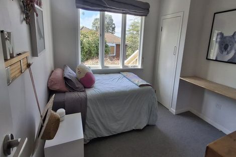 Photo of property in 117 Tiroroa Avenue, Te Atatu South, Auckland, 0610