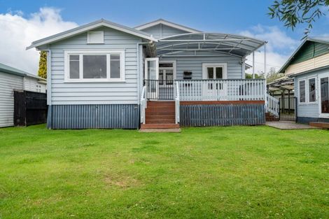 Photo of property in 3 Bernard Street, Avenues, Whangarei, 0110