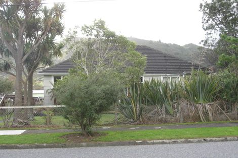 Photo of property in 33 Langford Street, Naenae, Lower Hutt, 5011