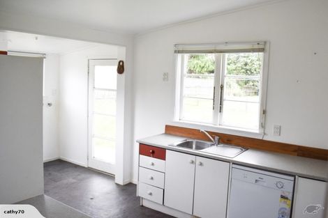 Photo of property in 12 Julia Street, Pahiatua, 4910