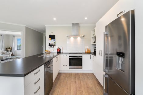 Photo of property in 14 Twain Crescent, Owhata, Rotorua, 3010