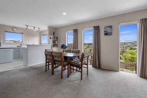 Photo of property in 1/573 Beach Road, Murrays Bay, Auckland, 0630