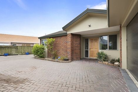 Photo of property in 31 Caroline Crescent, Highbury, Palmerston North, 4412