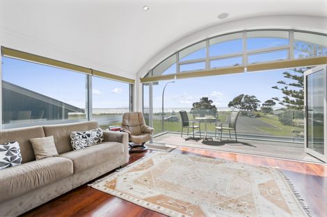 Photo of property in 5 Savage Avenue, Waihi Beach, 3611