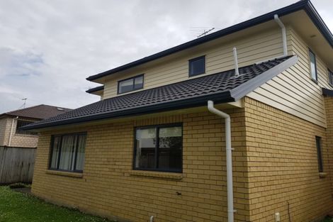 Photo of property in 11 Bridgefield Crescent, Flat Bush, Auckland, 2016