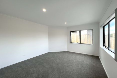 Photo of property in 15c Regia Close, Half Moon Bay, Auckland, 2012