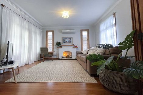 Photo of property in 25 Rewa Street, Takaro, Palmerston North, 4412