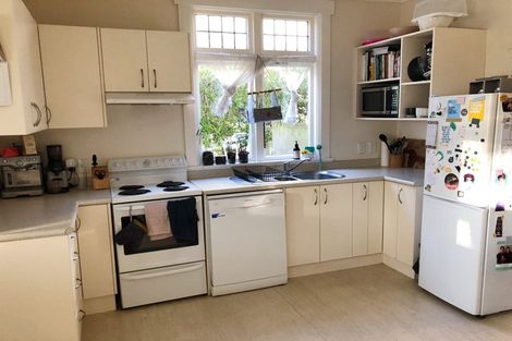 Photo of property in 29 Thompson Street, Mount Cook, Wellington, 6011