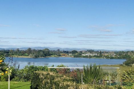 Photo of property in 37 Bert Wall Drive, Omokoroa, 3114