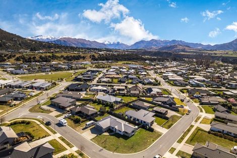 Photo of property in 18 Finch Street, Albert Town, Wanaka, 9305