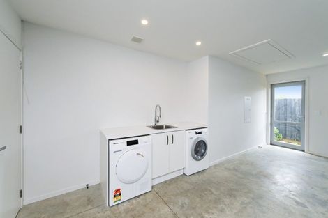 Photo of property in 16 Hobbs Street, Hororata, 7572