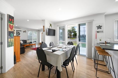 Photo of property in 2 Astor Avenue, Dinsdale, Hamilton, 3204