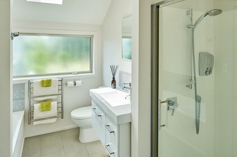 Photo of property in 437a Muritai Road, Eastbourne, Lower Hutt, 5013