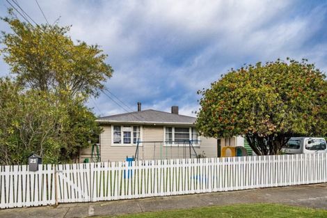 Photo of property in 21 Hukatai Street, Elsdon, Porirua, 5022