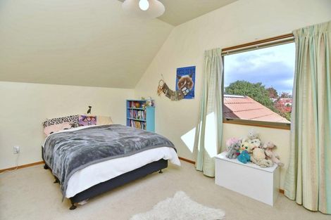 Photo of property in 114b Avonhead Road, Avonhead, Christchurch, 8042