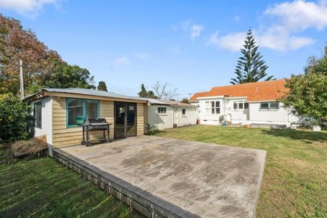 Photo of property in 31 Vine Street, Mangere East, Auckland, 2024