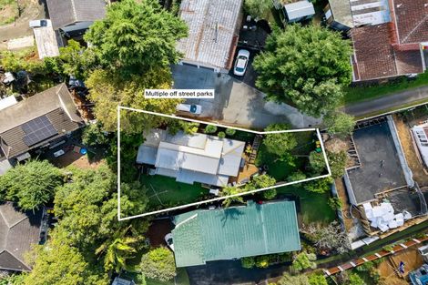 Photo of property in 1/86 Waimumu Road, Massey, Auckland, 0614