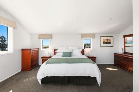 Photo of property in 203 Marine Parade, Mount Maunganui, 3116