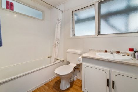 Photo of property in 3 Roger Street, Pukehangi, Rotorua, 3015