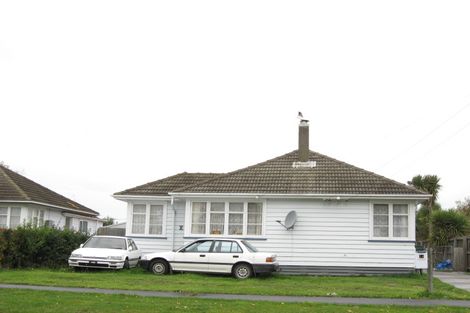 Photo of property in 14 Uxbridge Street, Northcote, Christchurch, 8052