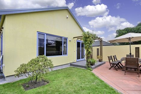 Photo of property in 201 Karaitiana Street, Frimley, Hastings, 4120