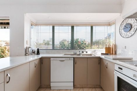 Photo of property in 160 Pacific View Road, Papamoa Beach, Papamoa, 3118