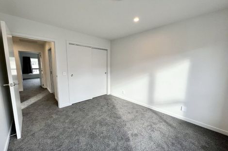 Photo of property in 35 Ludlam Crescent, Woburn, Lower Hutt, 5010