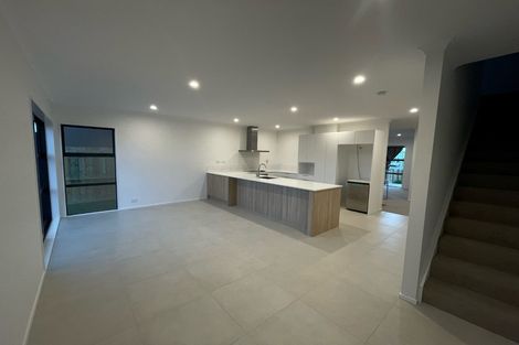 Photo of property in 24 Bader Drive, Mangere, Auckland, 2022