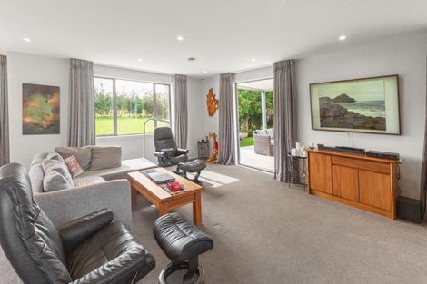 Photo of property in 1564 Cheltenham Hunterville Road, Waituna West, Rewa, 4780