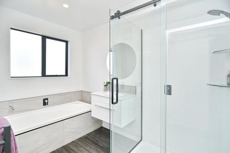 Photo of property in 10 Hamlett Drive, Woodend, 7610