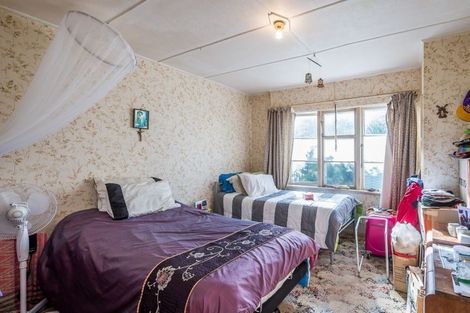 Photo of property in 104 Wellington Road, Paekakariki, 5034