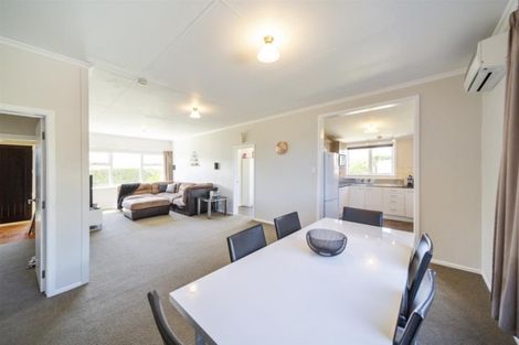 Photo of property in 20 Argyle Street, Kew, Invercargill, 9812