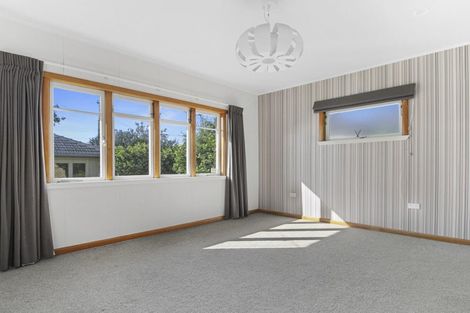 Photo of property in 18 Bolmuir Road, Forest Lake, Hamilton, 3200