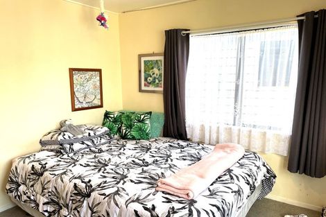 Photo of property in 15a Jeffares Place, Taradale, Napier, 4112