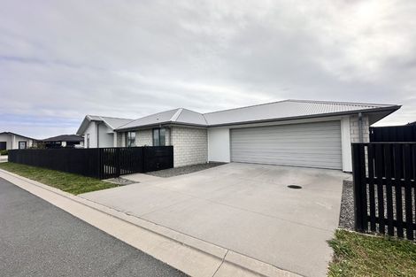 Photo of property in 10 Greenwich Street, Papamoa, 3118