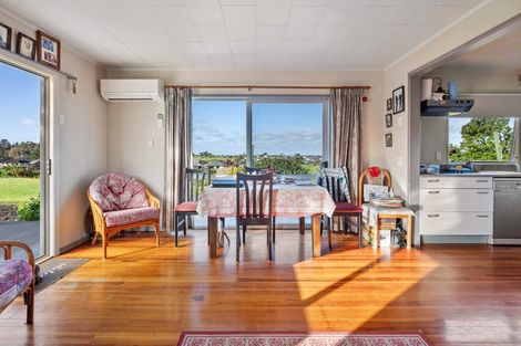 Photo of property in 7 Seaview Road, Ruakaka, 0116