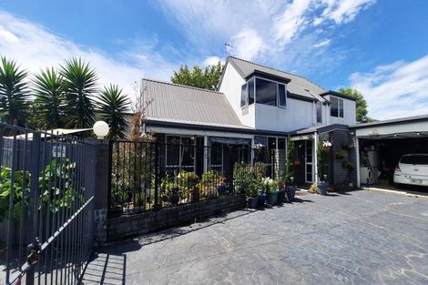 Photo of property in 44 Centaurus Road, Cashmere, Christchurch, 8022