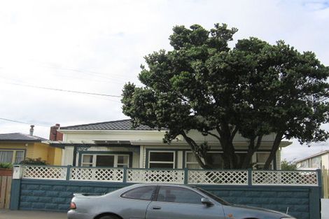 Photo of property in 2 Tory Street, Petone, Lower Hutt, 5012