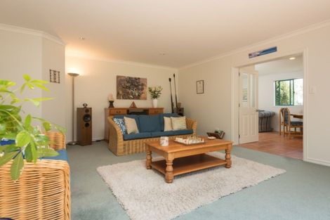 Photo of property in 99a Simpson Road, Papamoa Beach, Papamoa, 3118