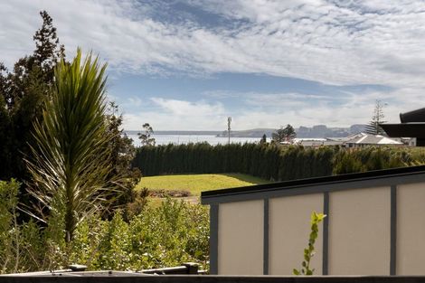 Photo of property in 22 Kahawai Place, Omokoroa, 3114