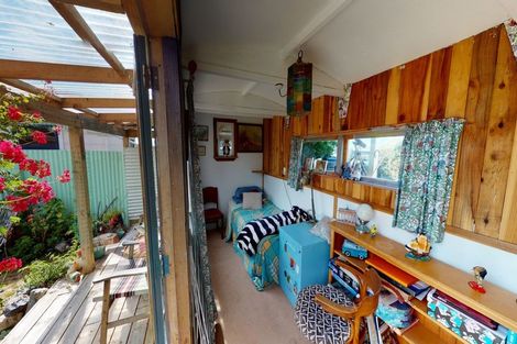 Photo of property in 32 Dixie Street, Te Horo Beach, Otaki, 5581