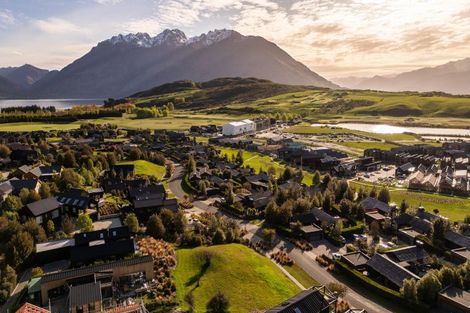 Photo of property in 11 Rannoch Drive, Jacks Point, Queenstown, 9371