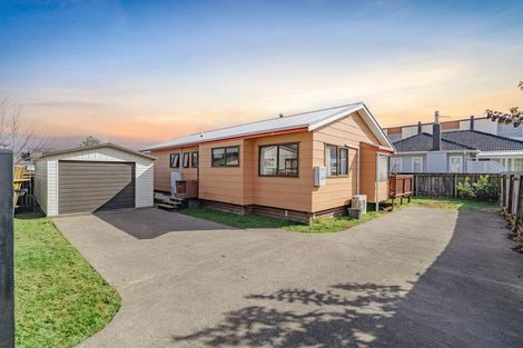Photo of property in 2/78 Coronation Road, Papatoetoe, Auckland, 2025