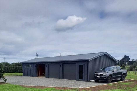 Photo of property in 384 Glenbrook Station Road, Glenbrook, Waiuku, 2681