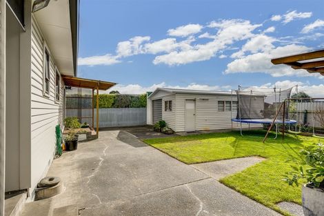 Photo of property in 15 Trinity Crescent, Pirimai, Napier, 4112