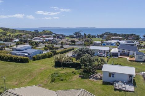 Photo of property in 9a Berghan Road, Coopers Beach, 0420