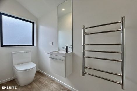 Photo of property in 17 Wheatsheaf Lane, Heathcote Valley, Christchurch, 8022